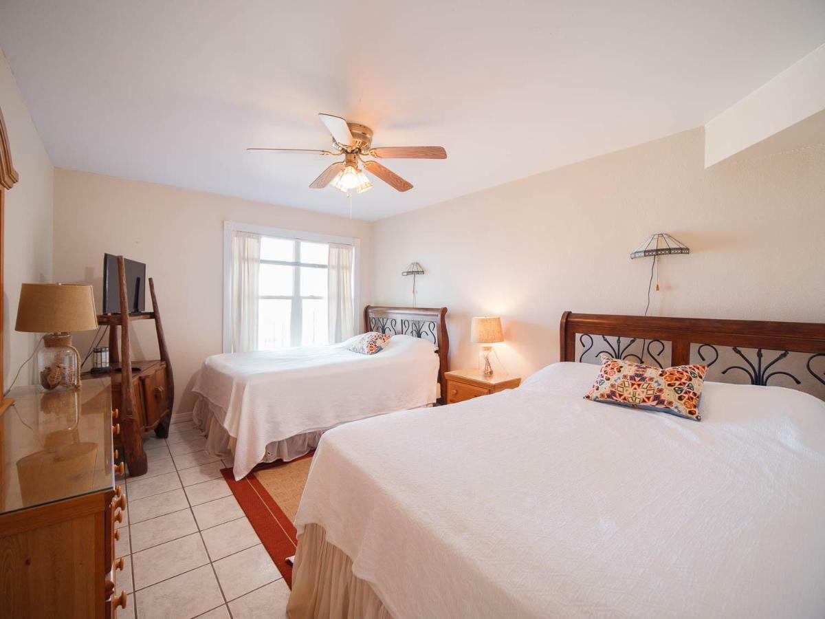 Relaxing Condo, Great Location, 3 Minute Walk To The Beach Condo South Padre Island Extérieur photo